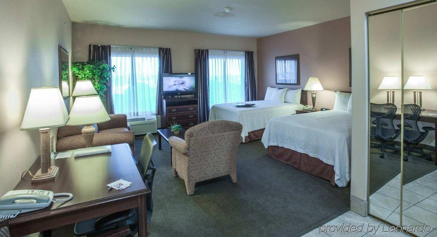 Hampton Inn & Suites Denton Exteriör bild